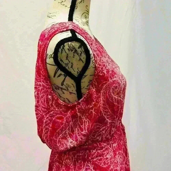 JANE AND DELANCEY Women’s Pink Paisley Maxi
Dress Size Medium - Picture 8 of 14